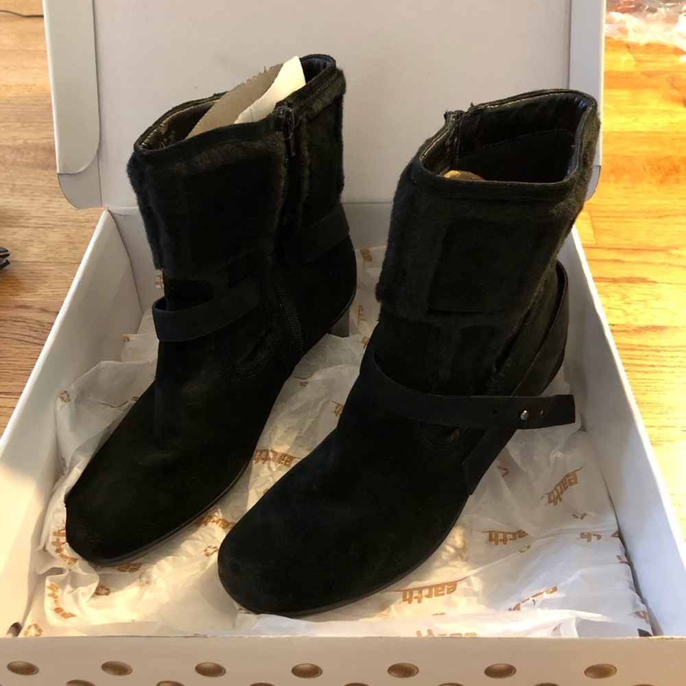 Earth Black Suede Heeled Boots